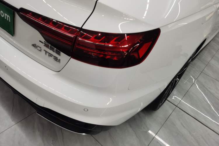 Used Audi A4L 2023 40 TFSI Luxury Dynamic Model Right Rear Taillight