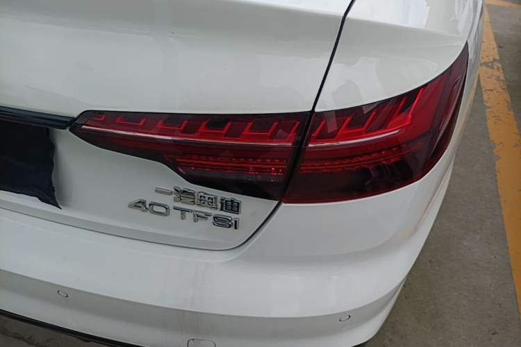 Used Audi A4L 2023 40 TFSI Luxury Dynamic Model Right Rear Taillight