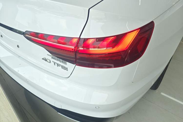 Used Audi A4L 2023 40 TFSI Luxury Dynamic Model Right Rear Taillight