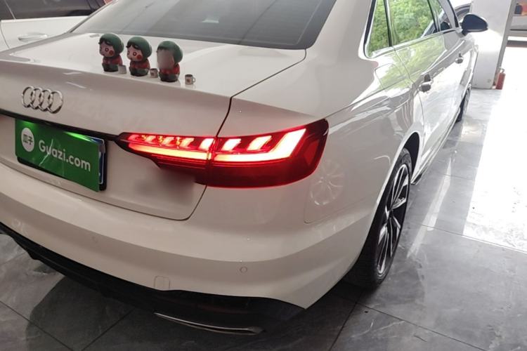 Used Audi A4L 2023 40 TFSI Luxury Dynamic Model Right Rear Taillight
