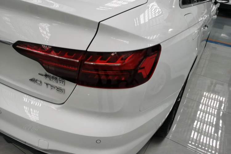 Used Audi A4L 2023 40 TFSI Fashion Dynamic Model Right Rear Taillight