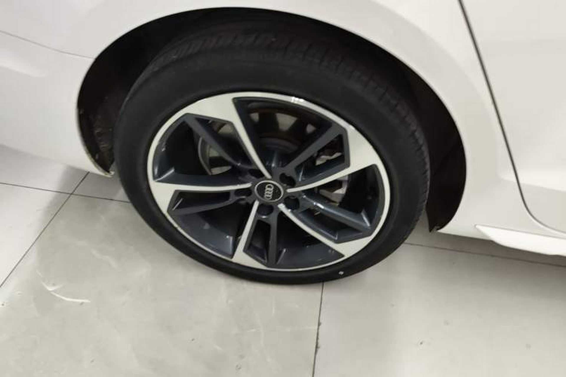 Used Audi A4L 2023 40 TFSI Fashion Dynamic Model Right Rear Wheel Hub