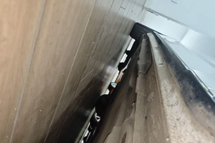 Used Audi A4L 2023 40 TFSI Luxury Dynamic Model Right Side Sill