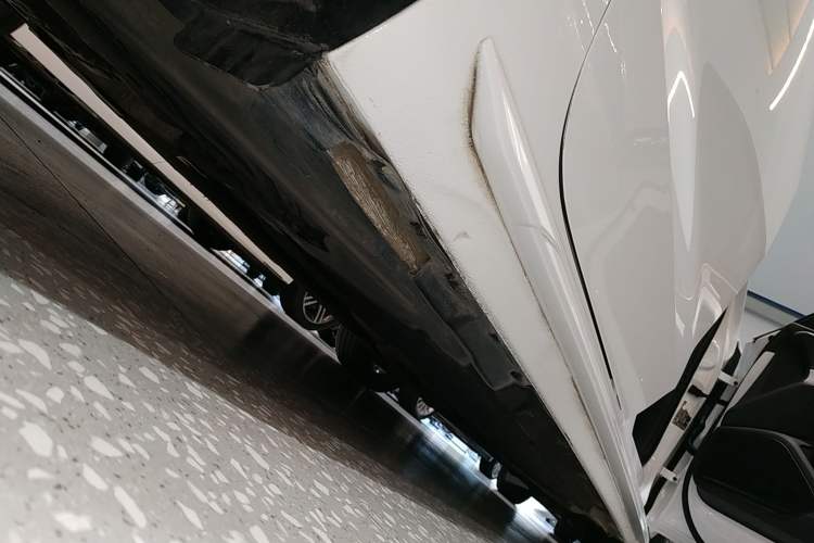 Used Audi A4L 2023 40 TFSI Fashion Dynamic Model Right Side Sill