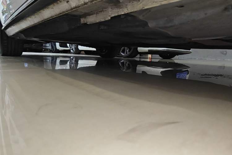 Used Audi A4L 2023 40 TFSI Luxury Dynamic Model Right Side Sill