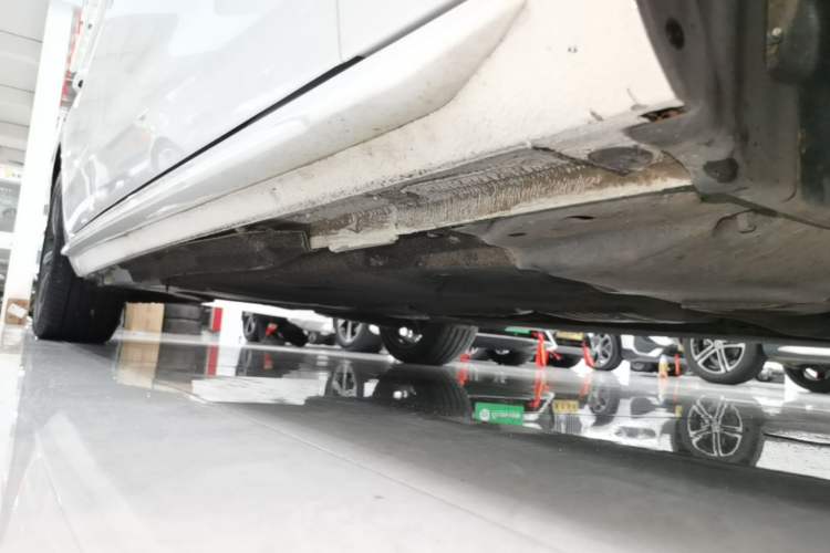 Used Audi A4L 2023 40 TFSI Fashion Dynamic Model Right Side Sill