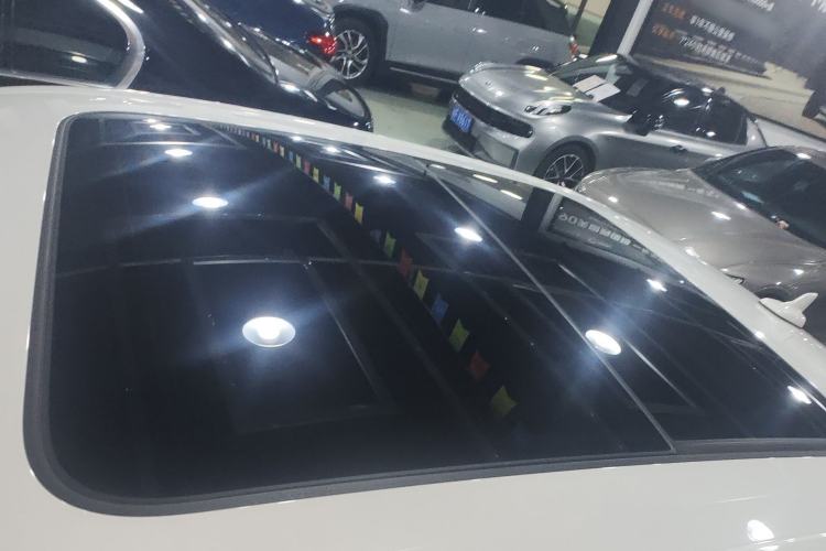 Used Audi A4L 2023 40 TFSI Luxury Dynamic Model Roof