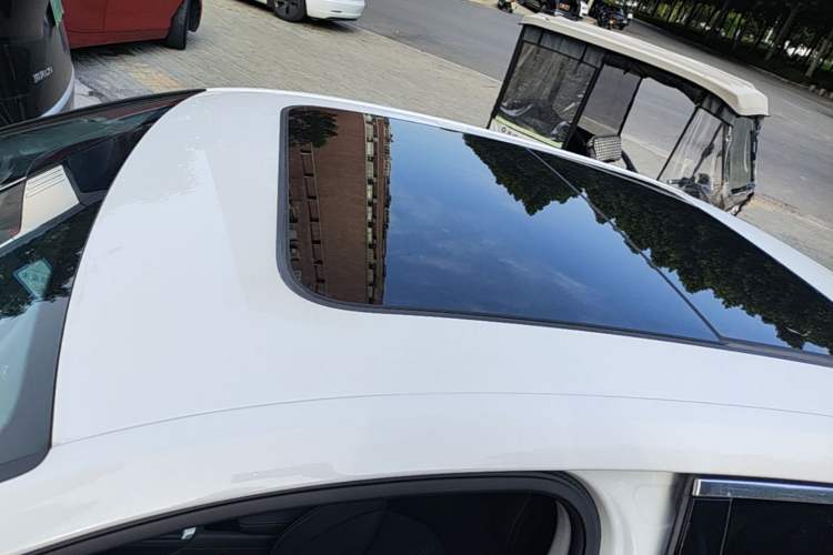 Used Audi A4L 2023 40 TFSI Fashion Dynamic Model Roof