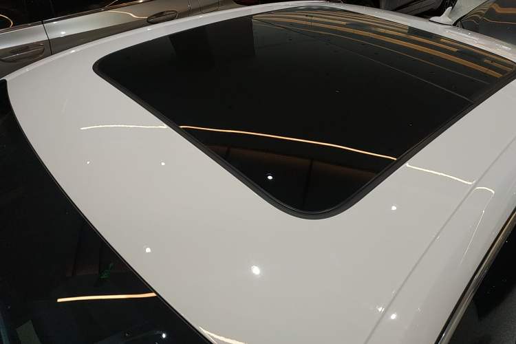 Used Audi A4L 2023 40 TFSI Fashion Dynamic Model Roof