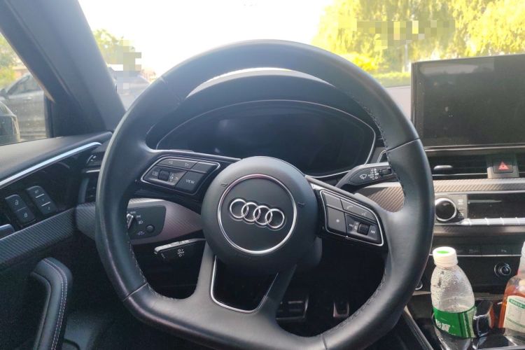 Used Audi A4L 2023 40 TFSI quattro Luxury Dynamic Edition Steering Wheel