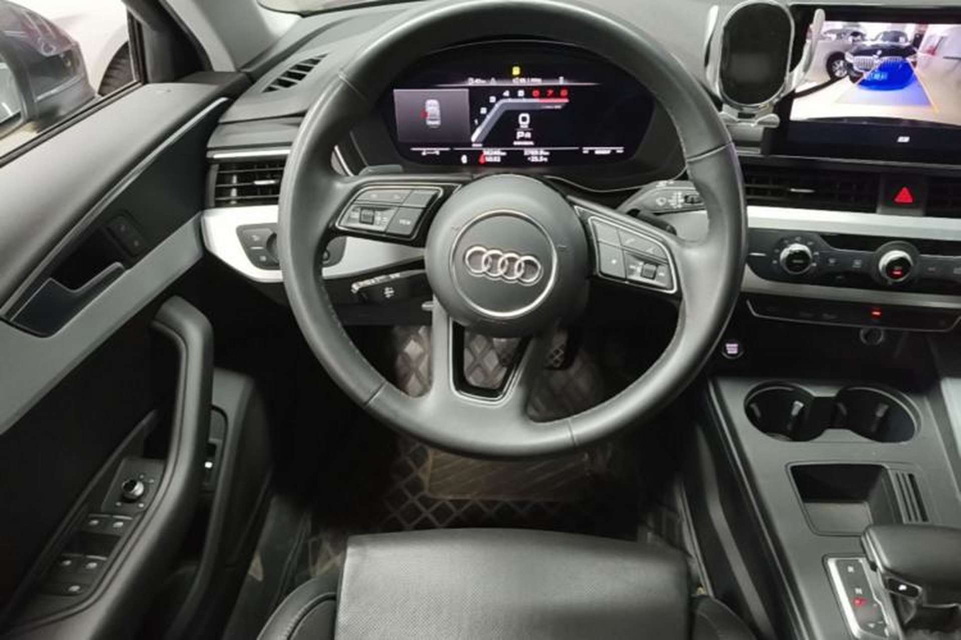 Used Audi A4L 2023 40 TFSI Fashion Dynamic Model Steering Wheel