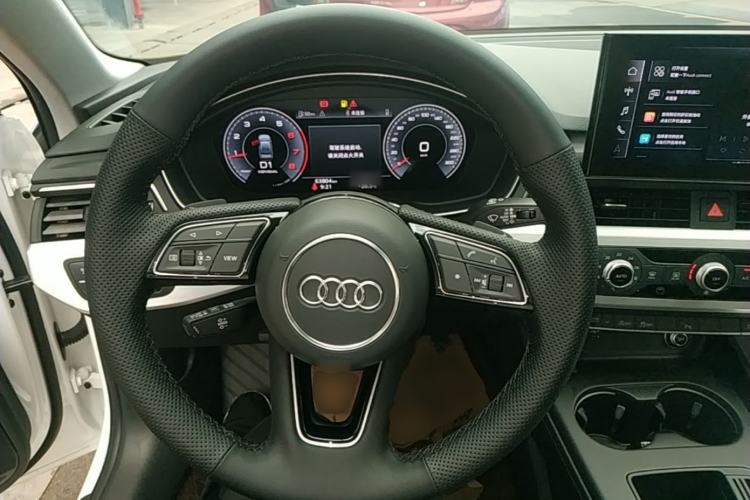 Used Audi A4L 2023 40 TFSI Fashion Dynamic Model Steering Wheel