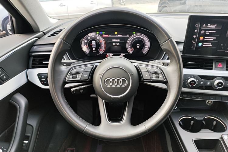 Used Audi A4L 2023 40 TFSI Fashion Dynamic Model Steering Wheel