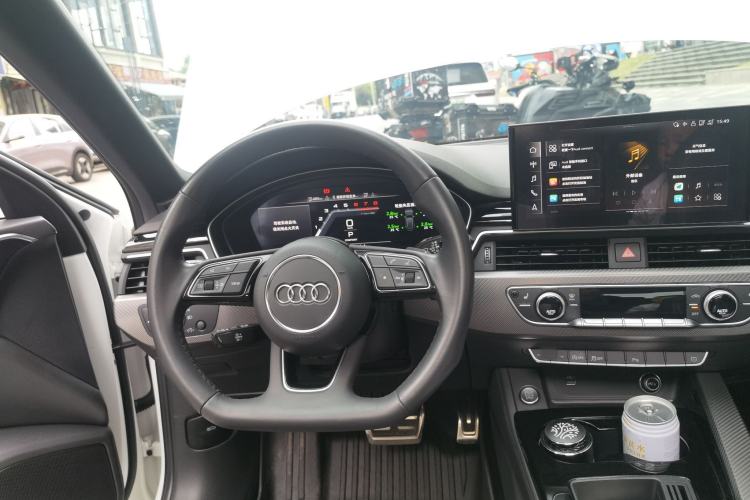 Used Audi A4L 2023 40 TFSI quattro Luxury Dynamic Edition Steering Wheel