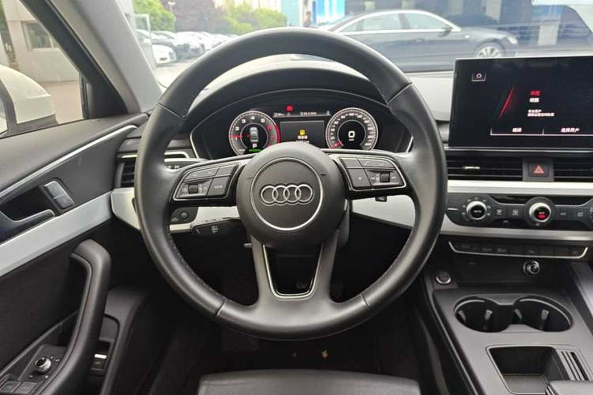 Used Audi A4L 2023 40 TFSI Fashion Dynamic Model Steering Wheel