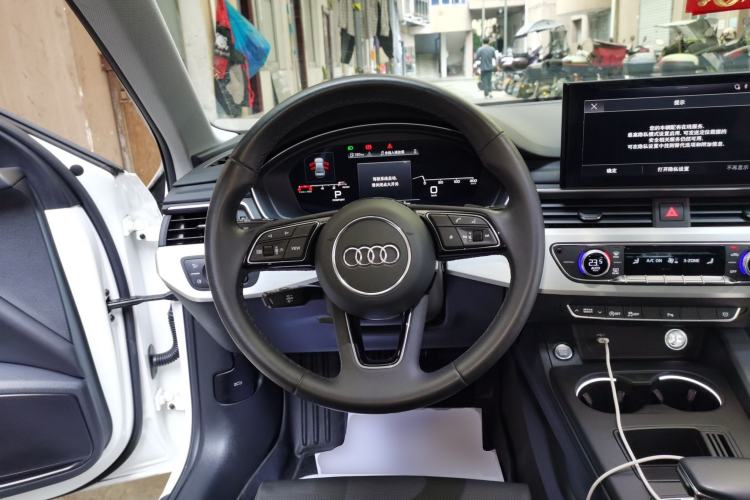 Used Audi A4L 2023 40 TFSI Fashion Dynamic Model Steering Wheel
