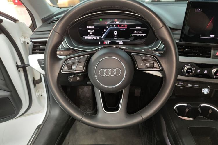 Used Audi A4L 2023 40 TFSI Fashion Dynamic Model Steering Wheel