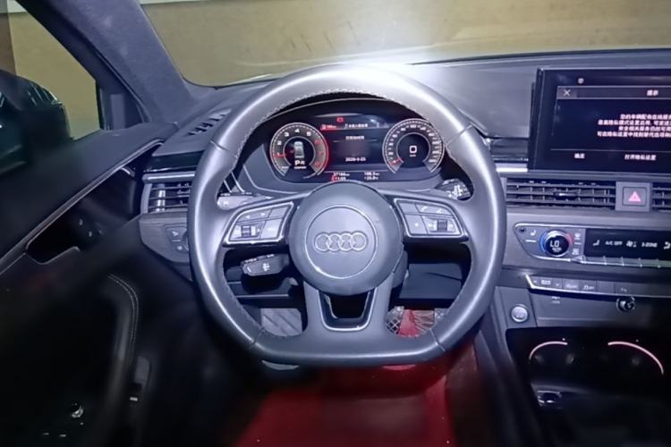 Used Audi A4L 2023 40 TFSI Luxury Dynamic Model Steering Wheel