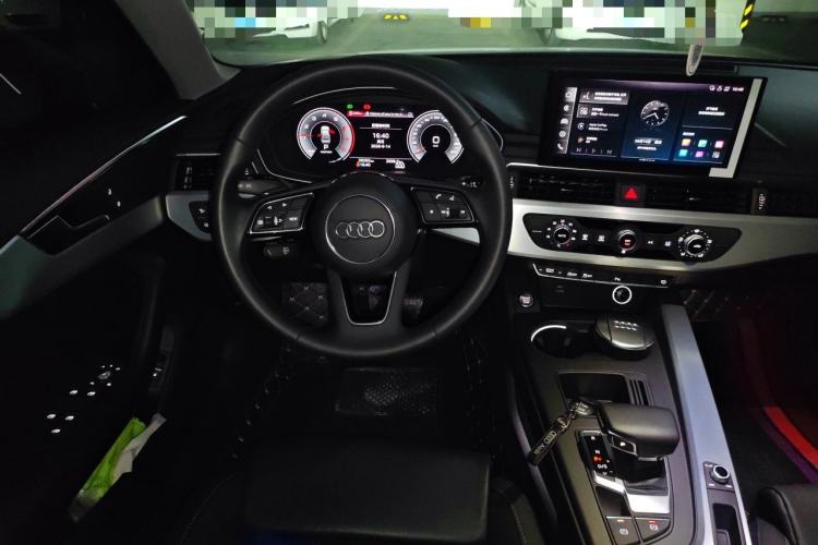 Used Audi A4L 2023 40 TFSI Fashion Dynamic Model Steering Wheel