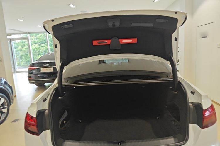 Used Audi A4L 2023 40 TFSI Bang & Olufsen Starry Night Edition Trunk