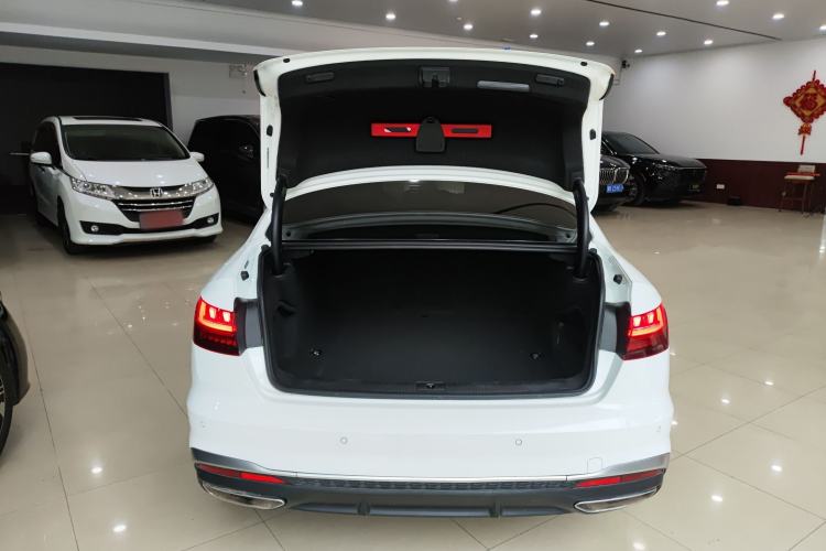 Used Audi A4L 2023 40 TFSI Fashion Dynamic Model Trunk