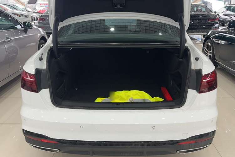 Used Audi A4L 2023 40 TFSI quattro Luxury Dynamic Edition Trunk