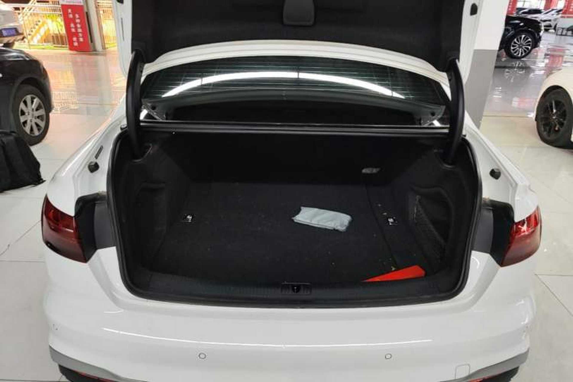 Used Audi A4L 2023 40 TFSI Fashion Dynamic Model Trunk