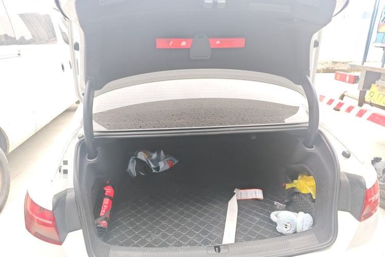 Used Audi A4L 2023 40 TFSI Bang & Olufsen Starry Night Edition Trunk