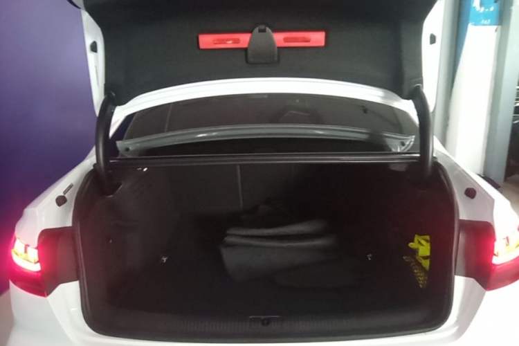 Used Audi A4L 2023 40 TFSI Fashion Dynamic Model Trunk