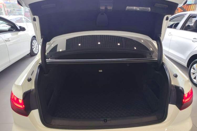 Used Audi A4L 2023 40 TFSI Luxury Dynamic Model Trunk