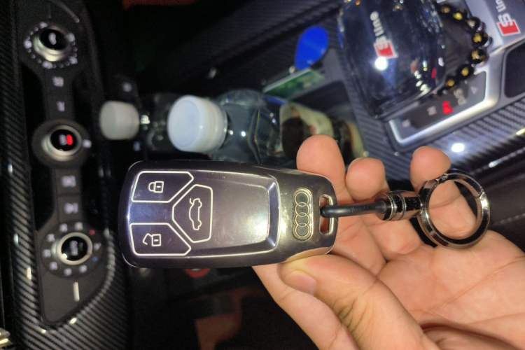 Used Audi A4L 2023 40 TFSI Fashion Dynamic Model Vehicle Key