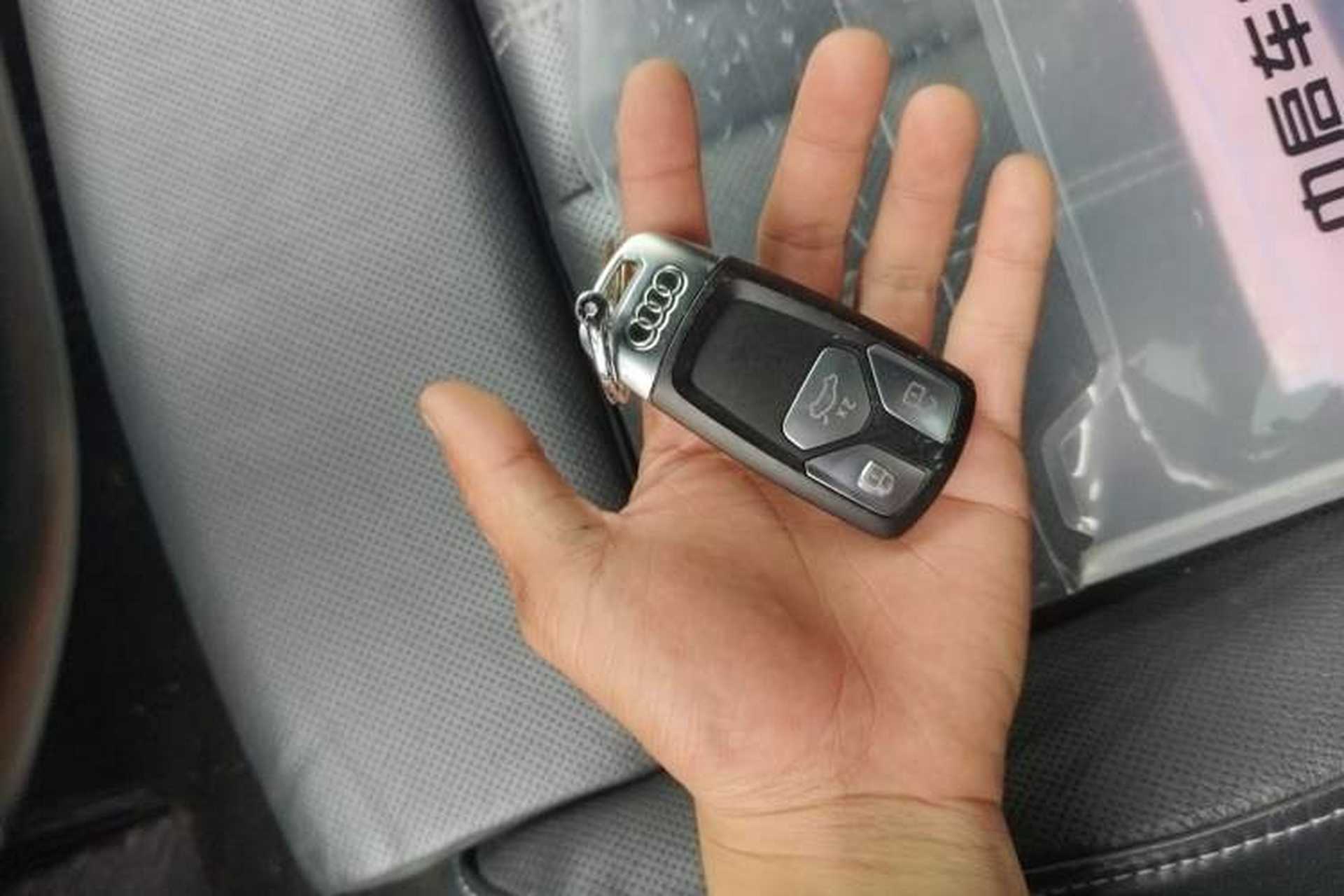 Used Audi A4L 2023 40 TFSI Luxury Dynamic Model Vehicle Key
