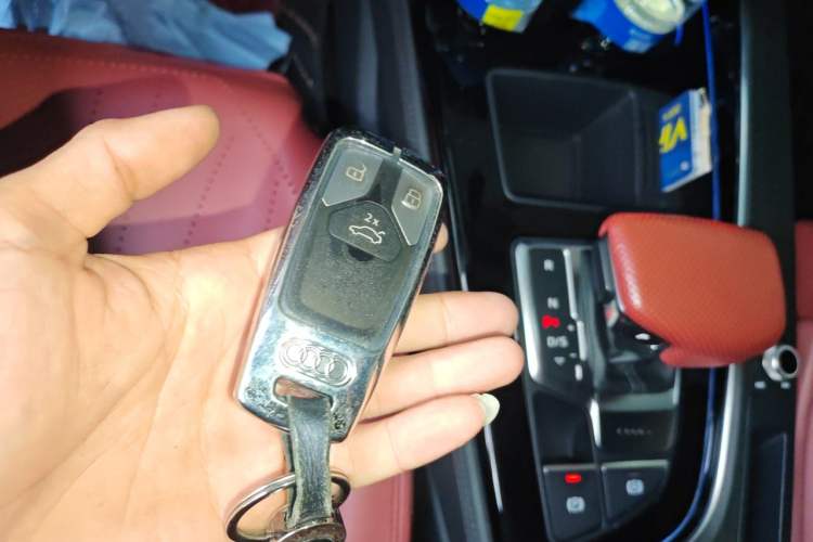 Used Audi A4L 2023 40 TFSI Luxury Dynamic Model Vehicle Key