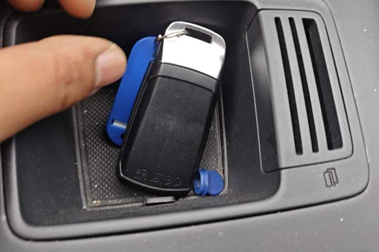 Used Audi A4L 2023 40 TFSI Fashion Dynamic Model Vehicle Key