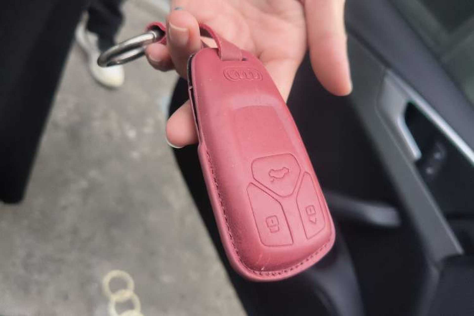 Used Audi A4L 2023 40 TFSI Luxury Dynamic Model Vehicle Key
