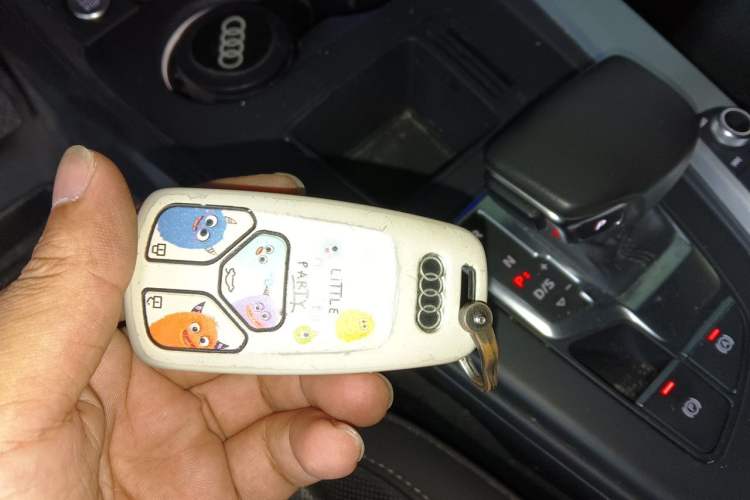 Used Audi A4L 2023 40 TFSI Fashion Dynamic Model Vehicle Key