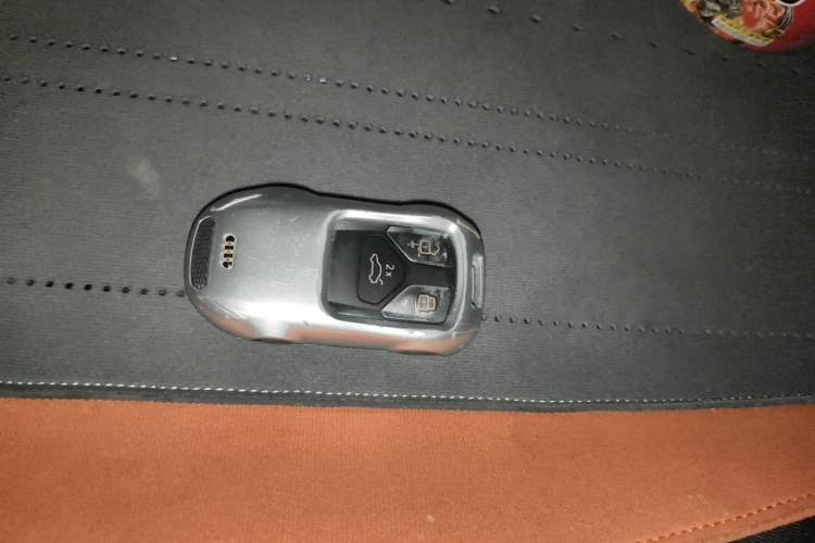 Used Audi A4L 2023 40 TFSI Fashion Dynamic Model Vehicle Key