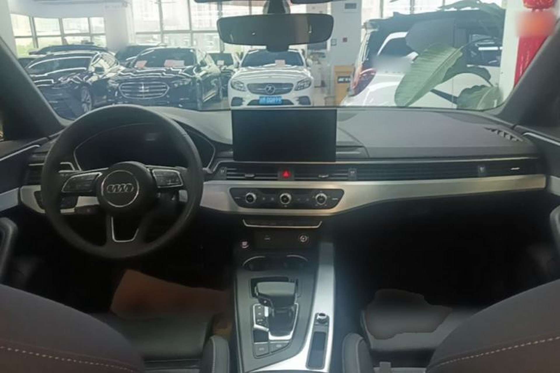 Used Audi A4L 2023 40 TFSI Fashion Dynamic Model Center Console