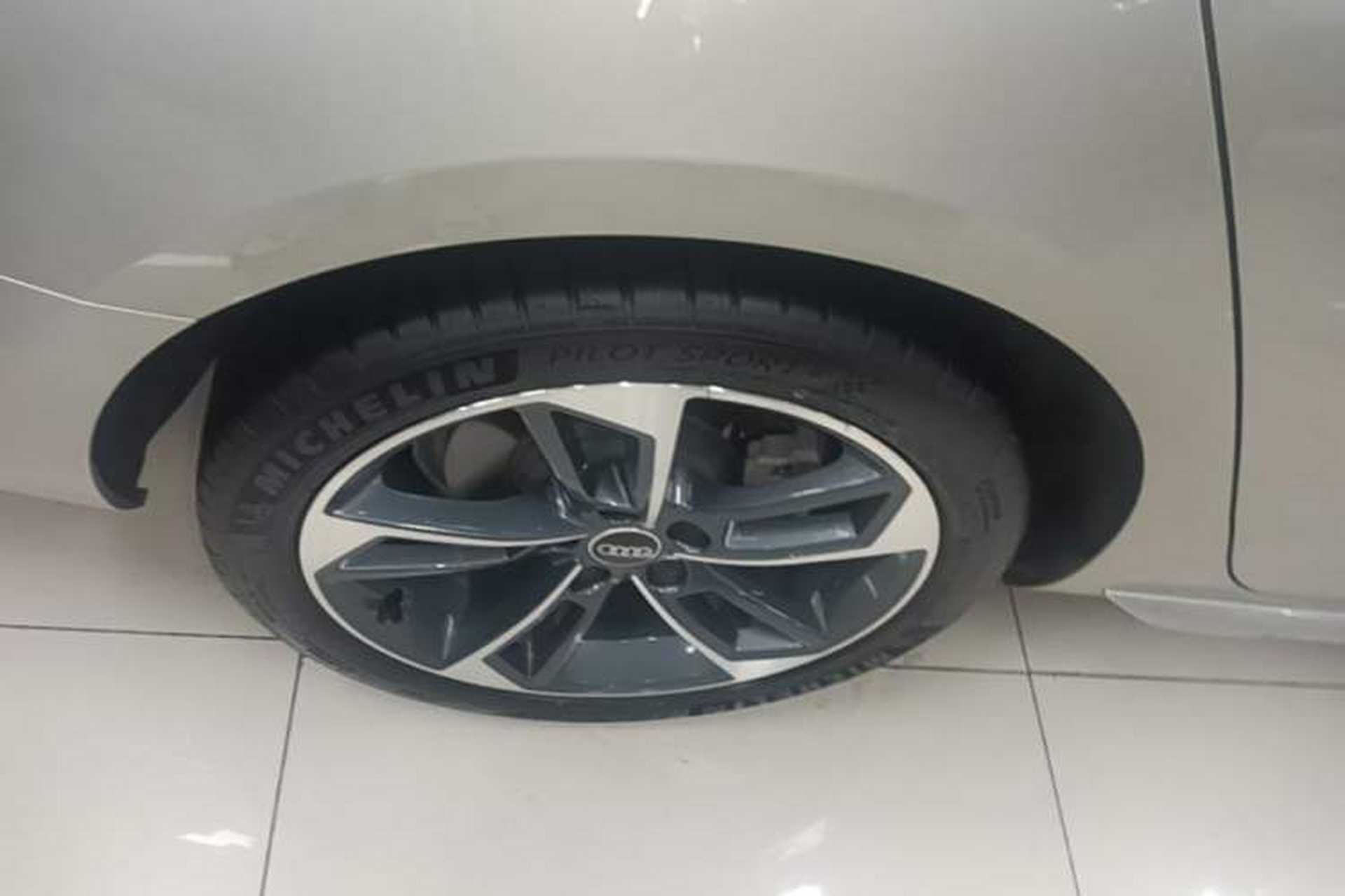 Used Audi A4L 2023 40 TFSI Fashion Dynamic Model Right Rear Wheel Hub