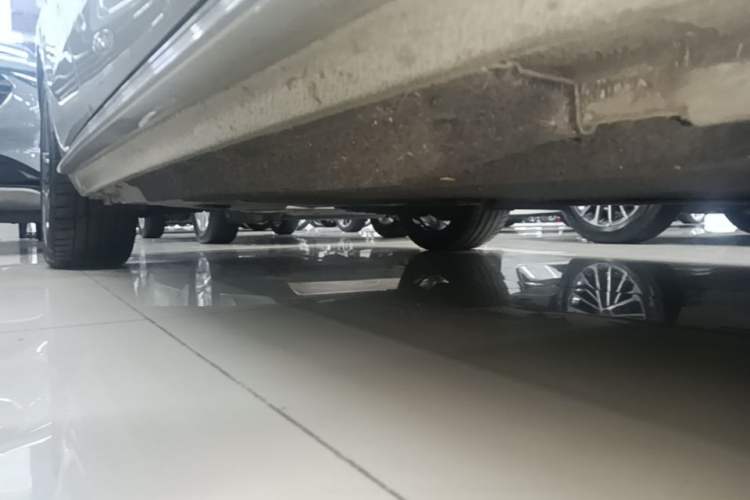 Used Audi A4L 2023 40 TFSI Fashion Dynamic Model Right Side Sill
