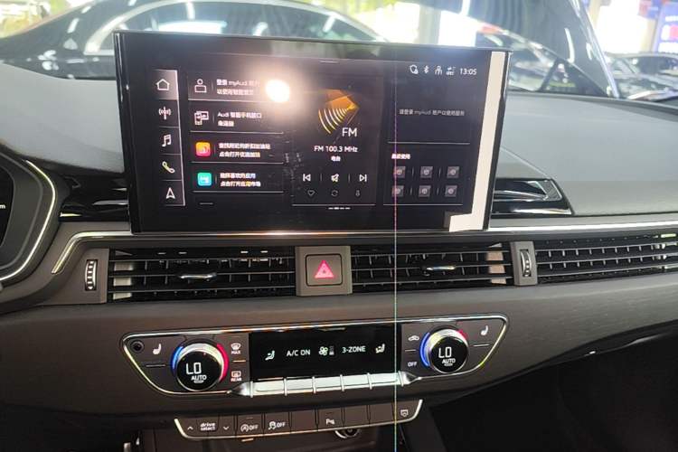 Used Audi A4L 2024 40 TFSI Luxury Dynamic Edition Audio And AC Panel