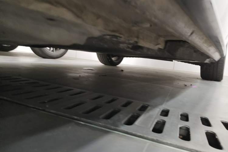 Used Audi A4L 2024 40 TFSI Fashion Dynamic Model Chassis Front Left
