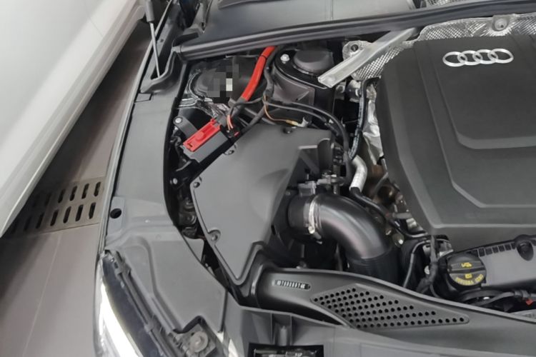 Used Audi A4L 2024 40 TFSI Fashion Dynamic Model Engine Bay Right