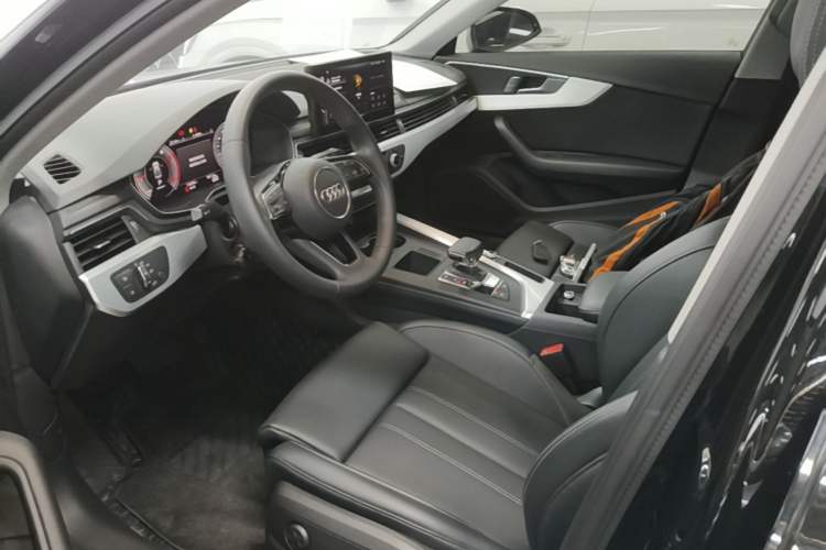 Used Audi A4L 2024 40 TFSI Fashion Dynamic Model Left Front Seat