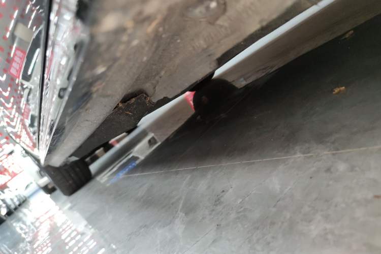 Used Audi A4L 2024 40 TFSI Luxury Dynamic Edition Right Side Sill
