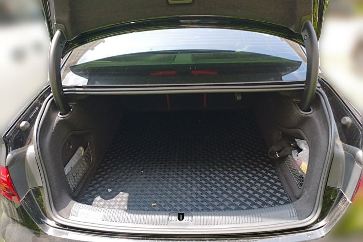 Used Audi A4L 2024 40 TFSI Luxury Dynamic Edition (Starry Night Version) Trunk