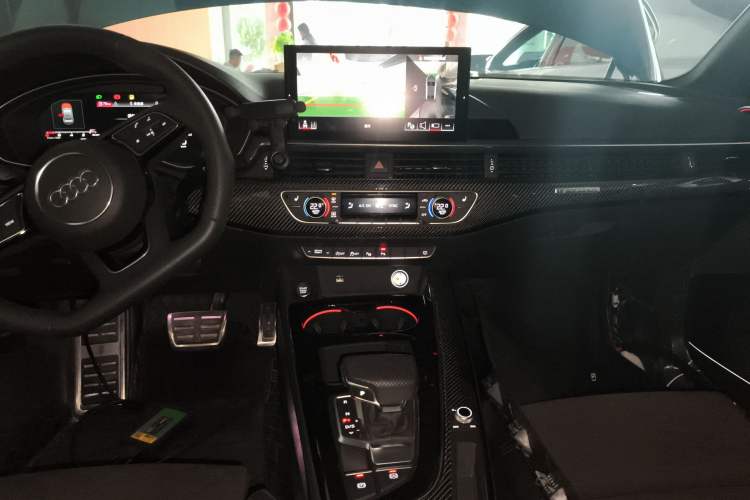 Used Audi A4L 2024 45 TFSI quattro Prestige Dynamic Edition Audio And AC Panel