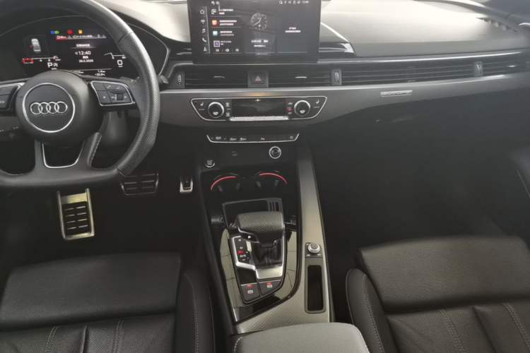 Used Audi A4L 2024 40 TFSI quattro RS Performance Package Audio And AC Panel