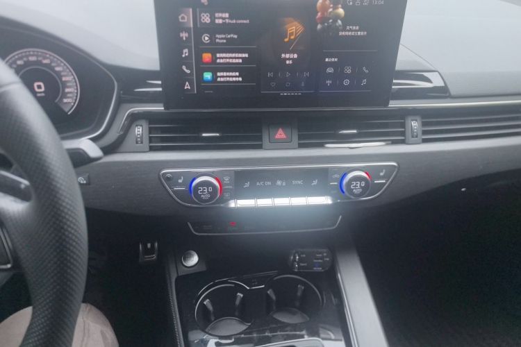 Used Audi A4L 2024 40 TFSI Luxury Dynamic Edition Audio And AC Panel