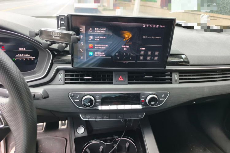 Used Audi A4L 2024 40 TFSI Luxury Dynamic Edition Audio And AC Panel